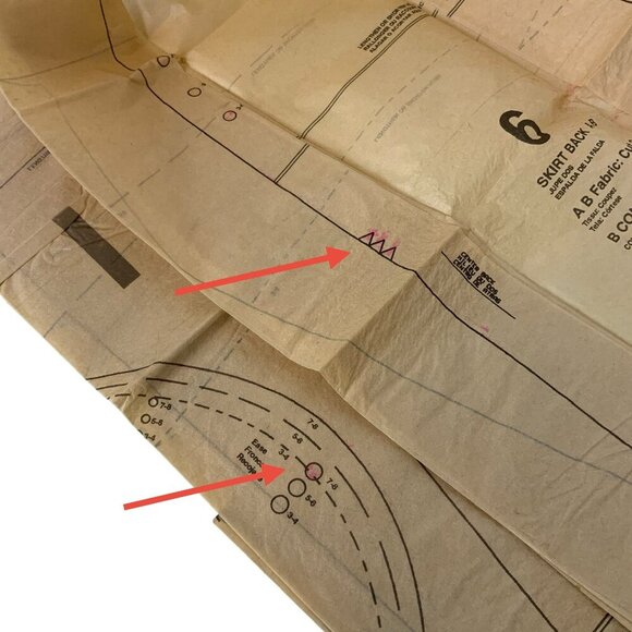 McCalls M5906 Childs Costume Sewing Pattern Princess Dresses Sizes 3-8 2009 - Picture 4 of 4